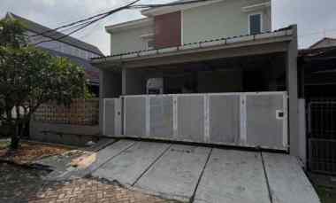 dijual rumah dalam komplek di cakung jakarta timur