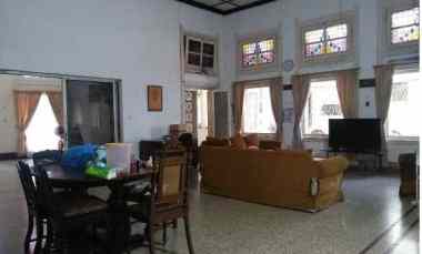 dijual rumah darmo