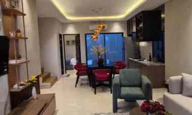 dijual rumah darmo graha residence