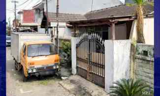 dijual rumah darmo indah selatan