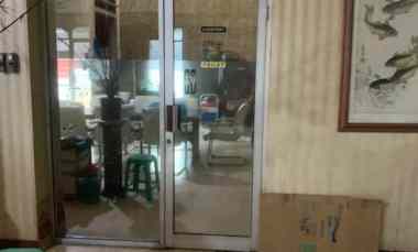 dijual rumah darmo park