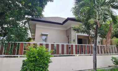 dijual rumah darmo permai