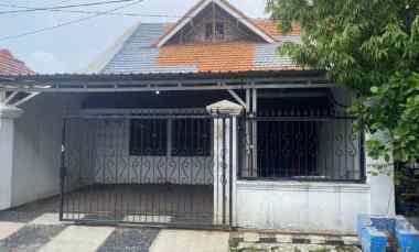 dijual rumah darmo permai utara