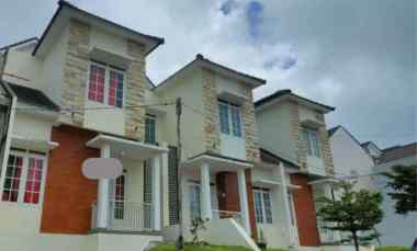 dijual rumah dau