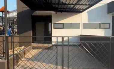 dijual rumah de naila village lenora