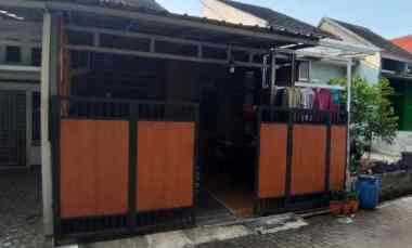 dijual rumah dekat gdc