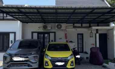 Rumah Deltasari Sidoarjo, Hook, dekat Indomart, Sekolahan, Stan Mkanan