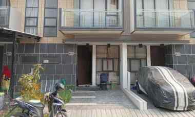 Rumah Cluster 2 lantai di Golden City Bekasi Utara dekat Summarecon Bekasi