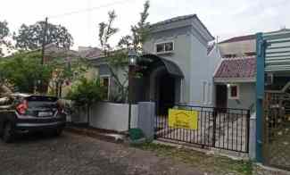 dijual rumah depok sleman