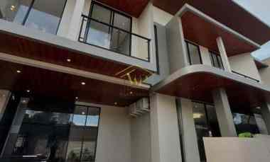 Rumah 2 Lantai, Full Furnished Private Pool di Depok Sleman Yogyakar