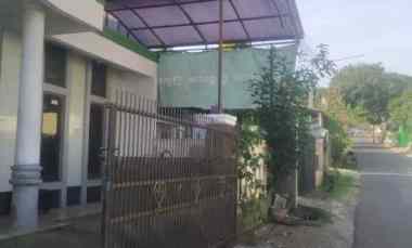 Rumah Strategis Usaha Type 200 m2 Luas Tanah 200 m2, Cilame, Ngamprah