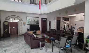 Rumah Dharmahusada Manyar Kertajaya Surabaya dekat GM Unair