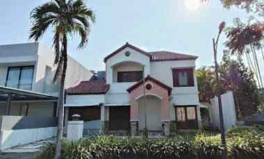 Dijual Rumah 2 Lantai Habis Renovasi di Citraland, Surabaya Barat