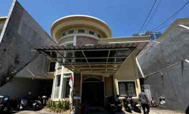 dijual rumah dharmahusada