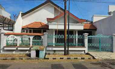 dijual rumah dharmahusada indah