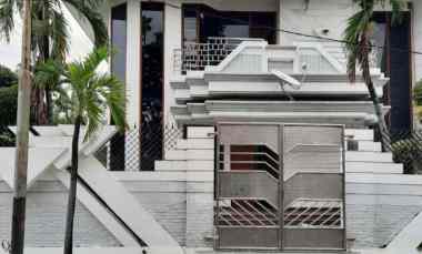 Minimalis Mewah Rumah Dharmahusada Indah dekat Unair, Galaxy Mall