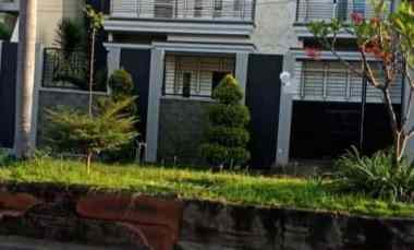 dijual rumah dharmahusada mas