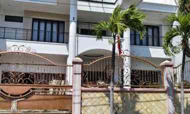 Rumah Mewah Dharmahusada Mas Row Jalan 4 Mobil dekat Unair, ITS, GM