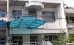 Dijual Rumah di Green Garden Jakarta Barat Shm