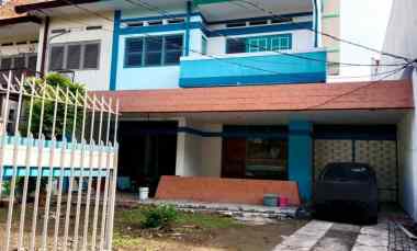 Dijual Rumah di Jalan Comal,Surabaya Pusat