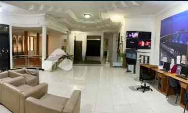 Dijual Rumah Mewah di Jalan Puncak Permai III Tanjungsari Surabaya