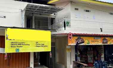 dijual rumah di jalan ridwan rais dekat