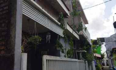 dijual rumah di jl mangga 76 wage