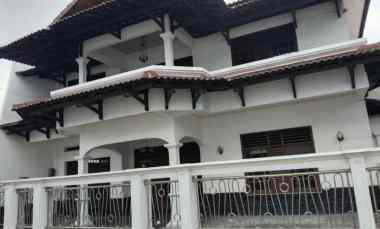 Rumah Dijual di Kerten