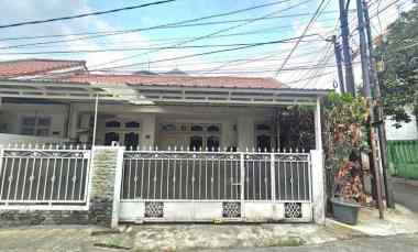 Rumah Dijual di Komplek PTB Duren Sawit Jakarta Timur