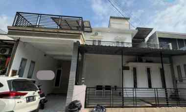 dijual rumah di perumahan saxofone