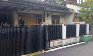 dijual rumah di riung bandung saluyu