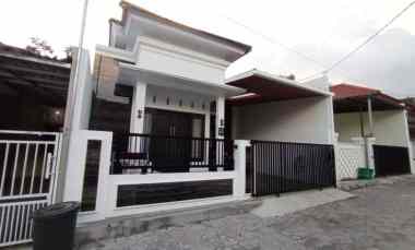 dijual rumah di sleman dekat dengan jalan kaliurang