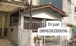 dijual rumah di taman palem lestari