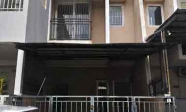 Dijual Rumah di Taman Palem Lestari Jakarta Barat