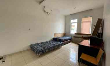 Dijual Rumah di Taman Ratu
