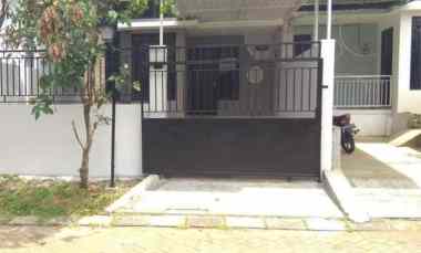 dijual rumah di vila bukit tidar