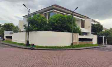 Rumah Dijual di Dian Istana