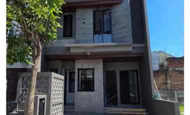 dijual rumah dian istana