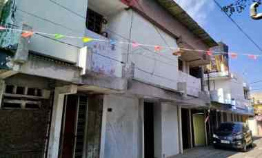 Rumah Hitung Tanah 2 Lantai di Donokerto, Surabaya Utara