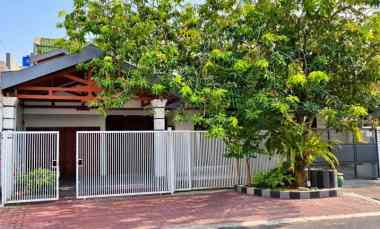 Dijual Rumah Terawat Siap Huni di Dukuh Kupang Surabaya