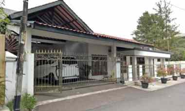 dijual rumah duren sawit