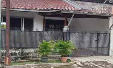 Hunian Super Premium 2 Lantai Komplek Duren Sawit, SHM