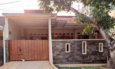 dijual rumah duren villa