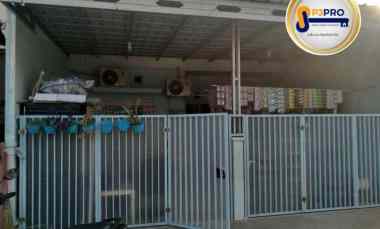 Dijual Rumah dengan Harga Murah Area Bebas Banjir di Duta Bumi 1