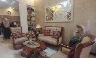 Rumah Hook 2 Lantai di Tengah Kota Bekasi, di Duta Harapan,Bekasiutara