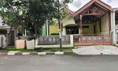 Dijual Cepat Rumah dekat Mall di Duta Harapan Bekasi Utara