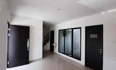 dijual rumah eastern park