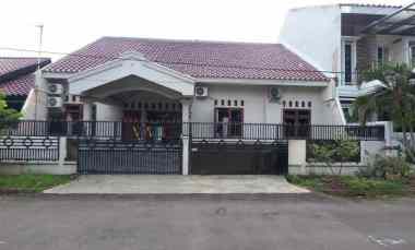 Dijual Rumah Eksklusif dengan Dua Muka di Duta Harapan