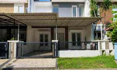 dijual rumah florence pakuwon city