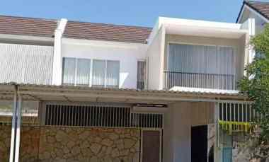 dijual rumah forest mansion kec